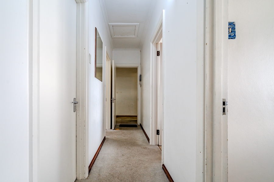 5 Bedroom Property for Sale in Camps Bay Western Cape